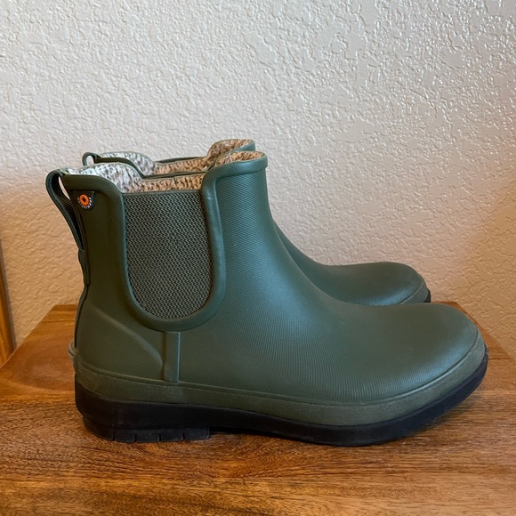 Bogs Shoes - Bogs Amanda Chelsea II Waterproof Pull On Boots